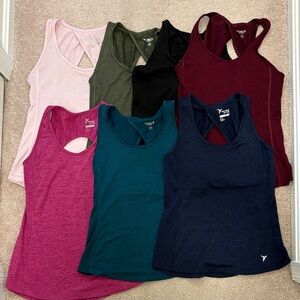 Old Navy Activewear Tops